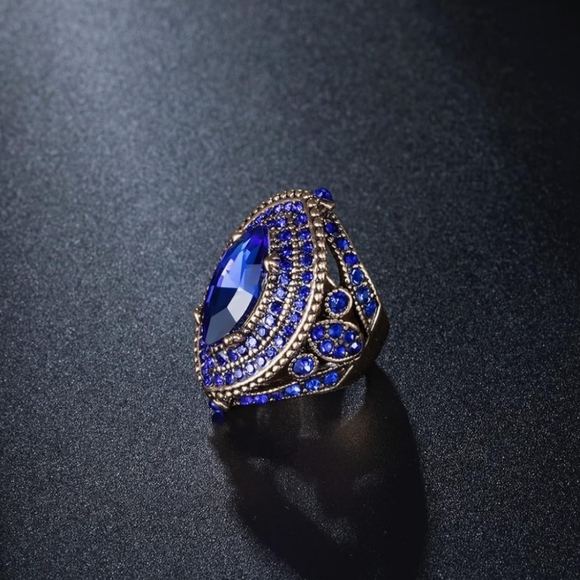 Women's ring Antique gold big ring gemstone ring
